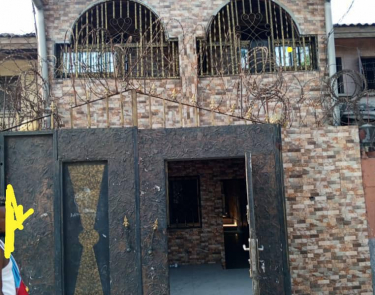 LOCATION D'UNE PARCELLE VIDÉ À MATETE